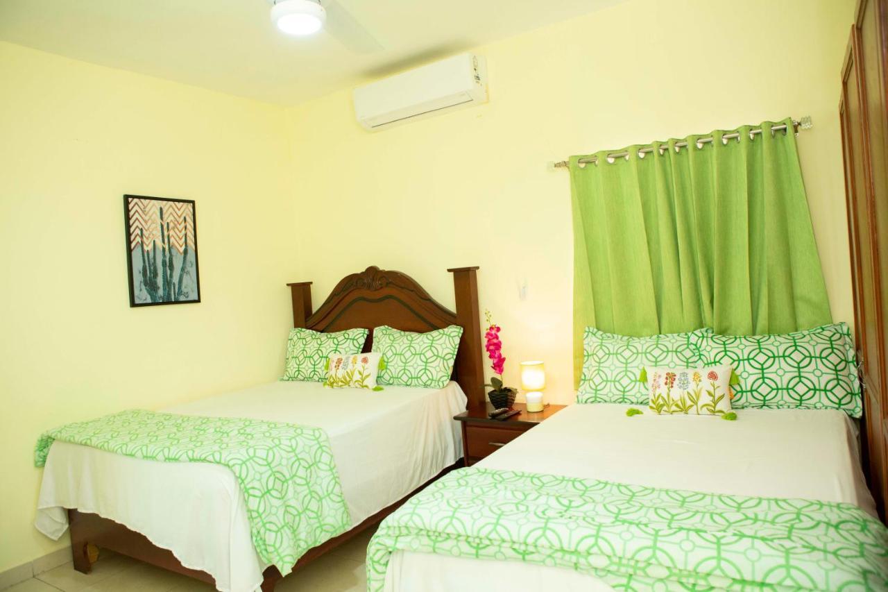 Hotel Enrique I Gazcue, Bed And Breakfast 聖多明哥 外观 照片