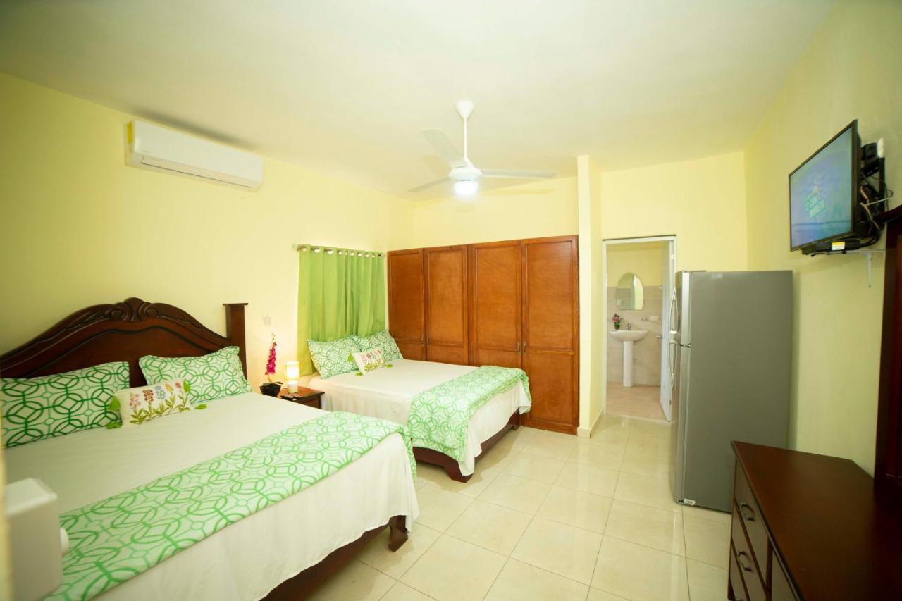 Hotel Enrique I Gazcue, Bed And Breakfast 聖多明哥 外观 照片